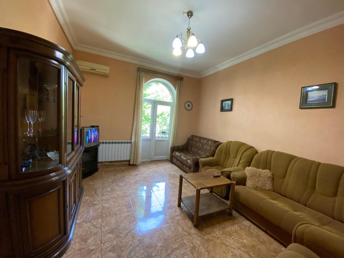 Agora Arcs Apartment Yerevan Luaran gambar